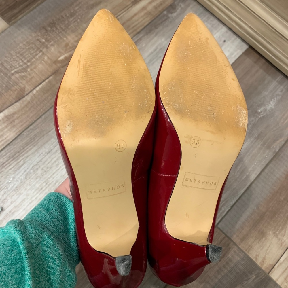 Metaphor brand red heels size 9.5 - Picture 7 of 7